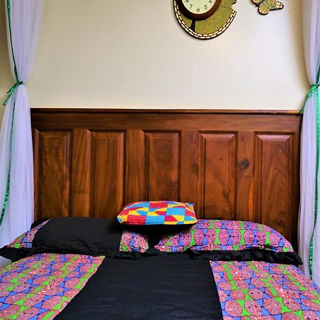 Lake Victoria Country Home 엔테베 외부 사진